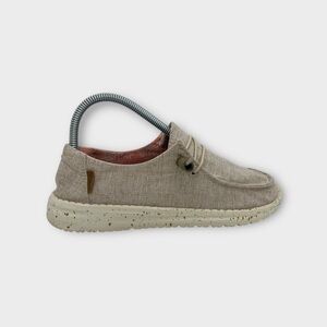 Hey Dude Tan Loafers Wendy Chambray White Slip On Good Condition‎ Women’s Size 7
